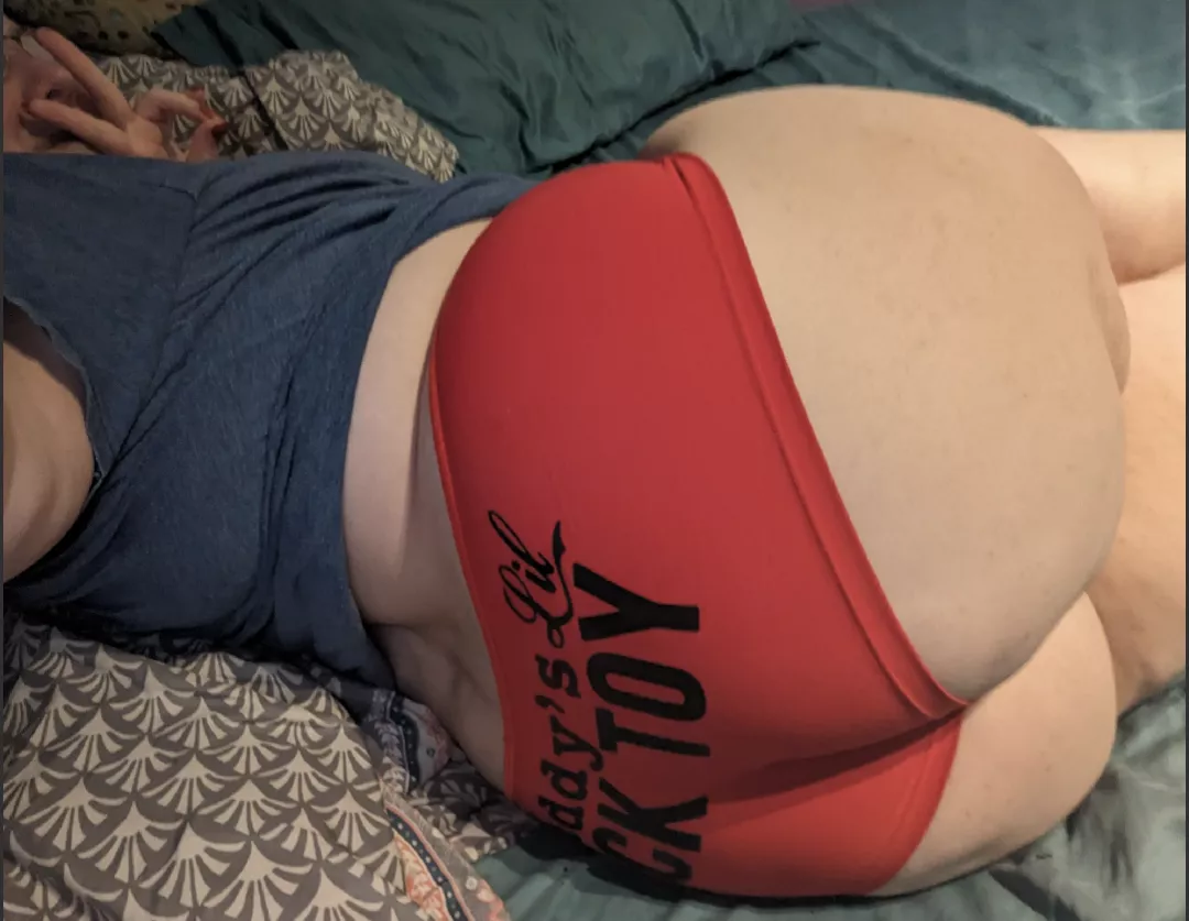 2XL panties and my butt still eats them up 😅 posted by blujellyfishjaz