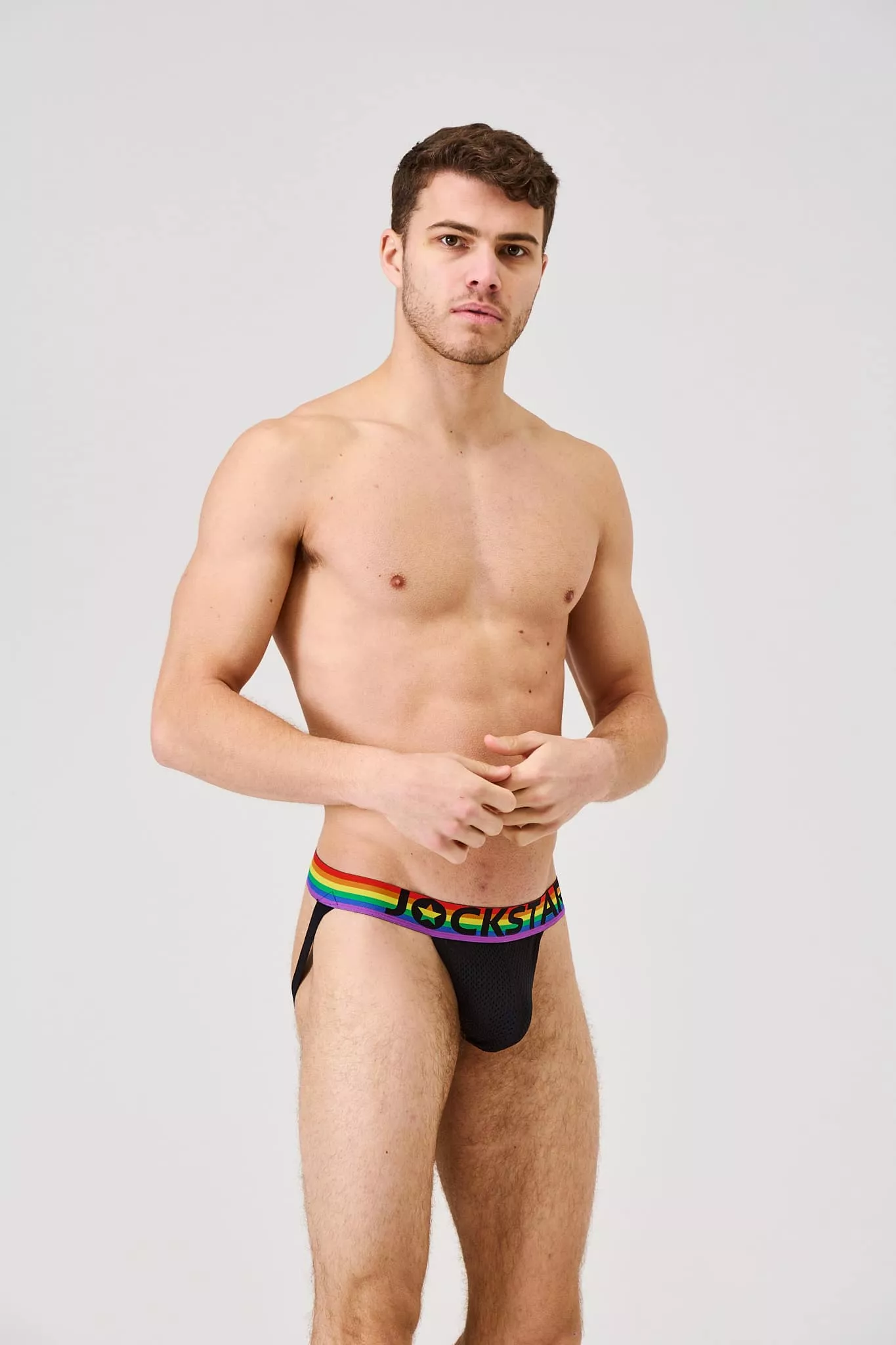 Any hot jocks willing to fully submit to me and let me control you. posted by alex_4512