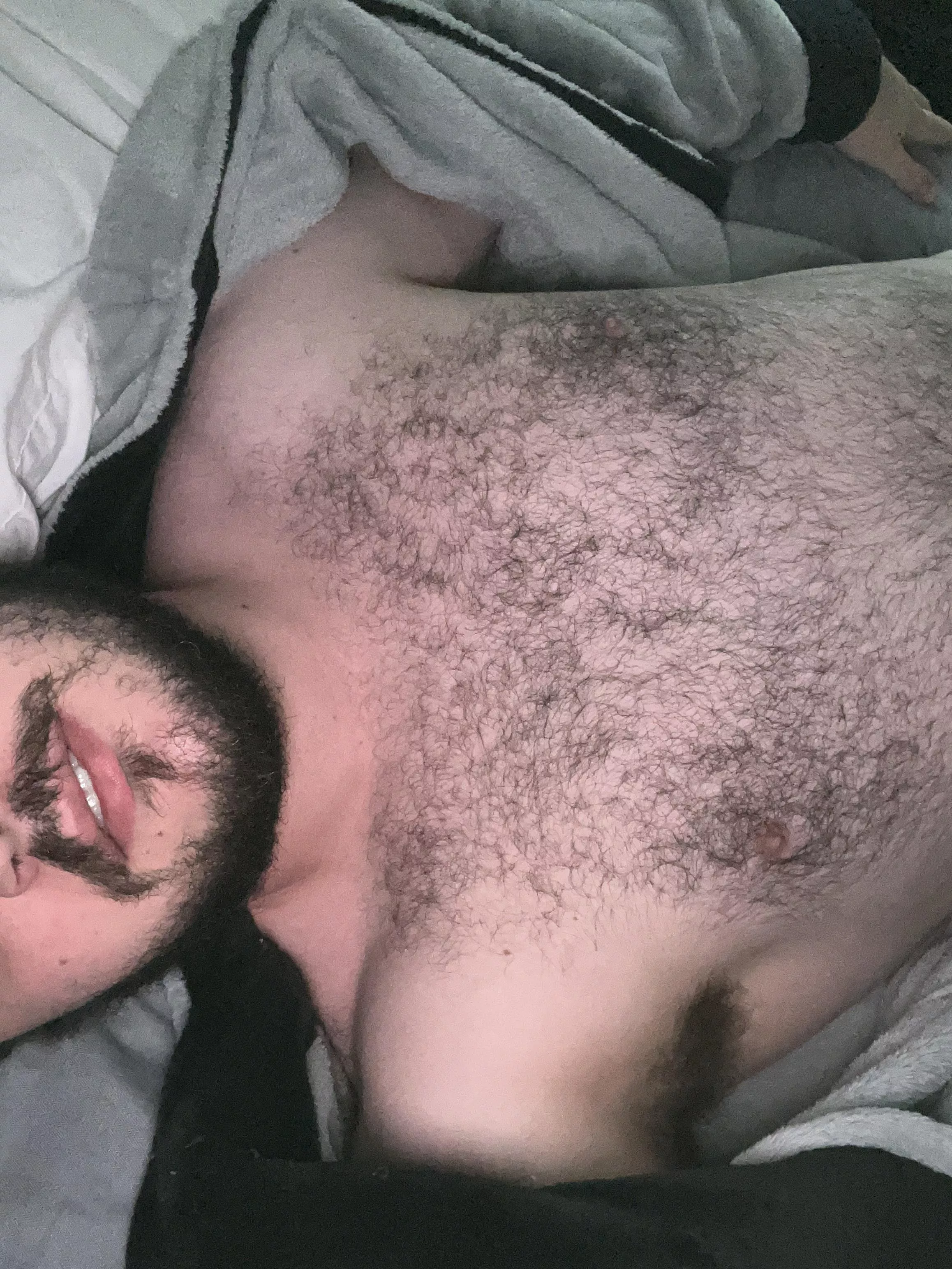 Anyone want to paint my chest and face today? posted by Dmanzz97