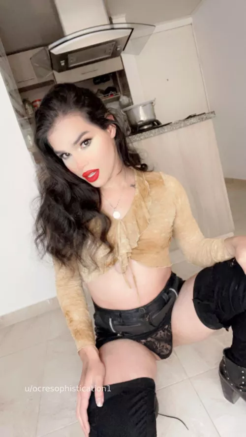 are any straight boys here curious about me? by ocresophistication1