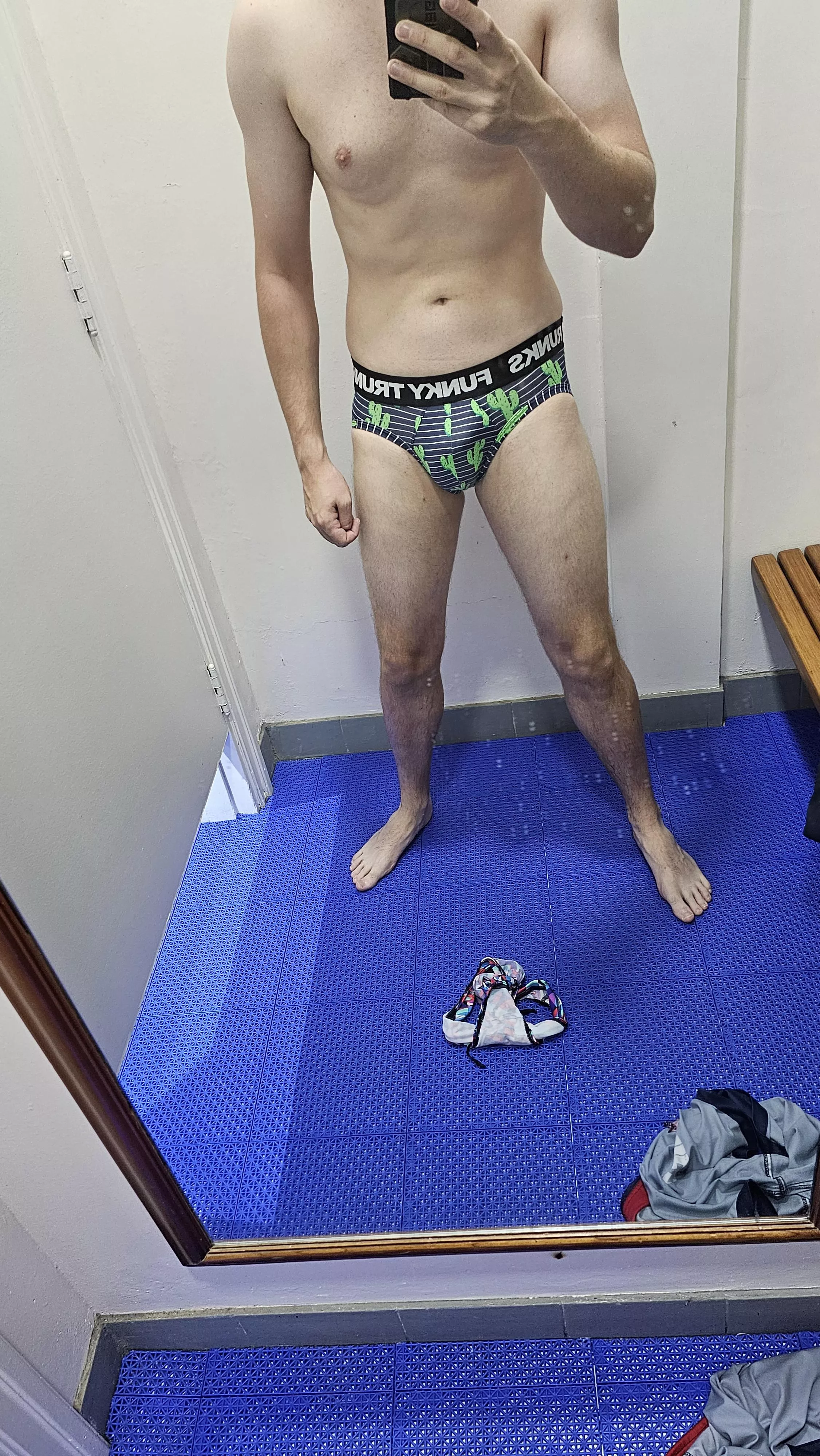 Can anyone see the bulge?🤔 posted by Stock_Noise_8265