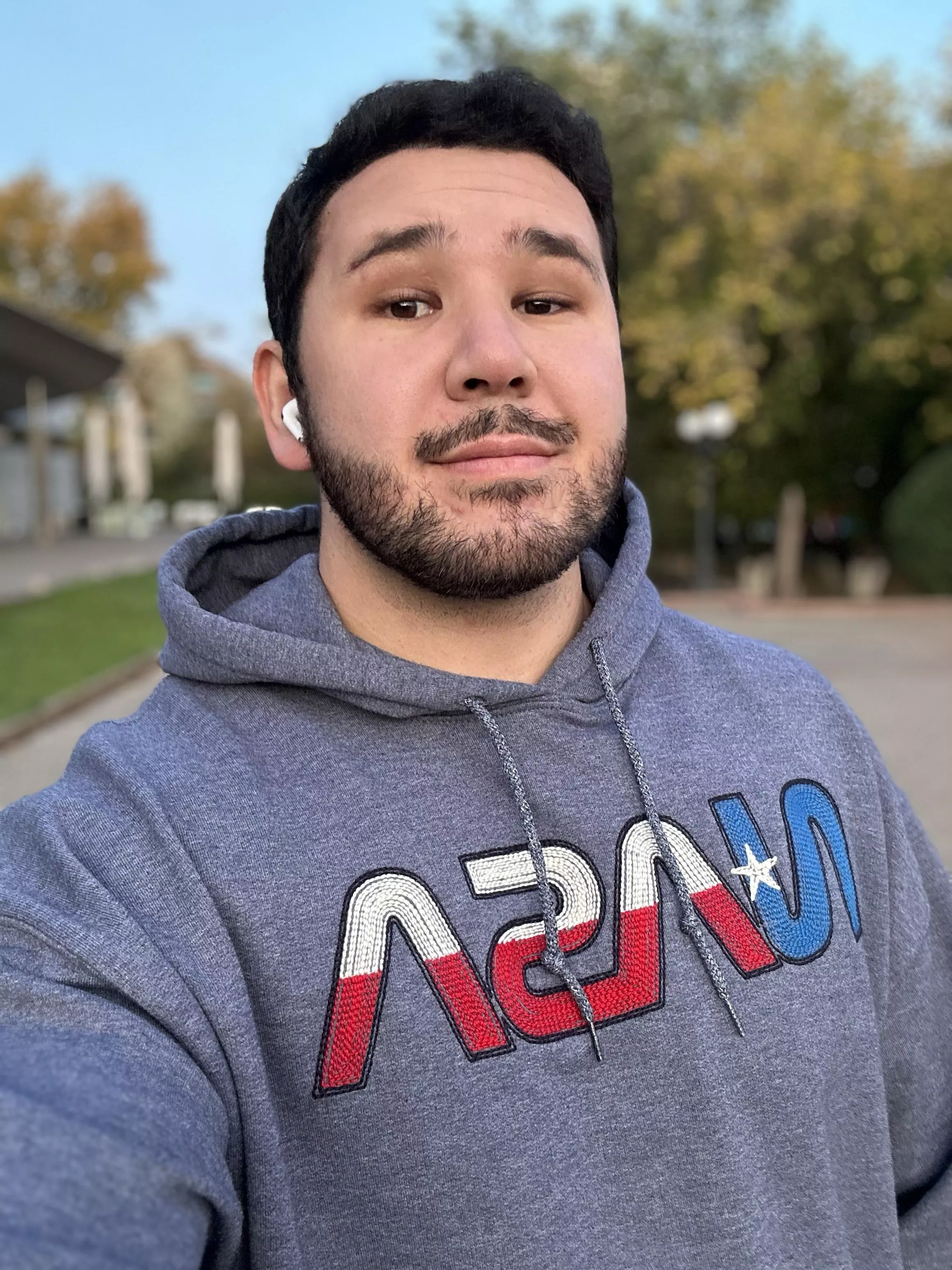 Date, anybody? posted by jtolibov