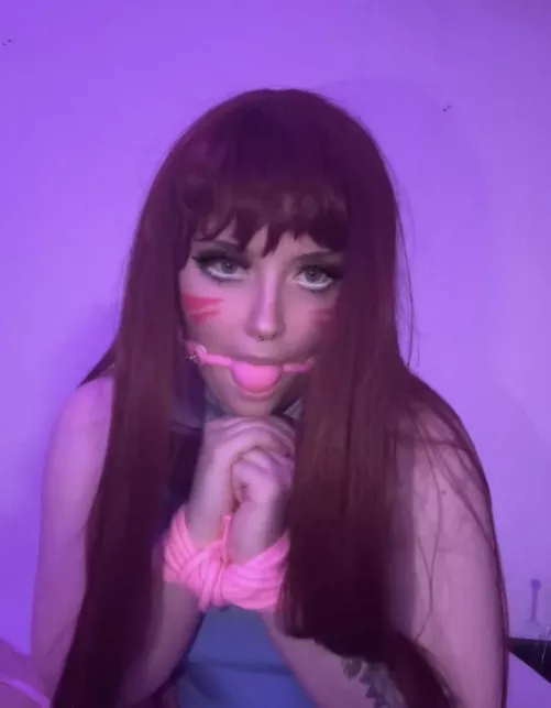 DVA looks way better with a gag in her mouth by Amelia_davey