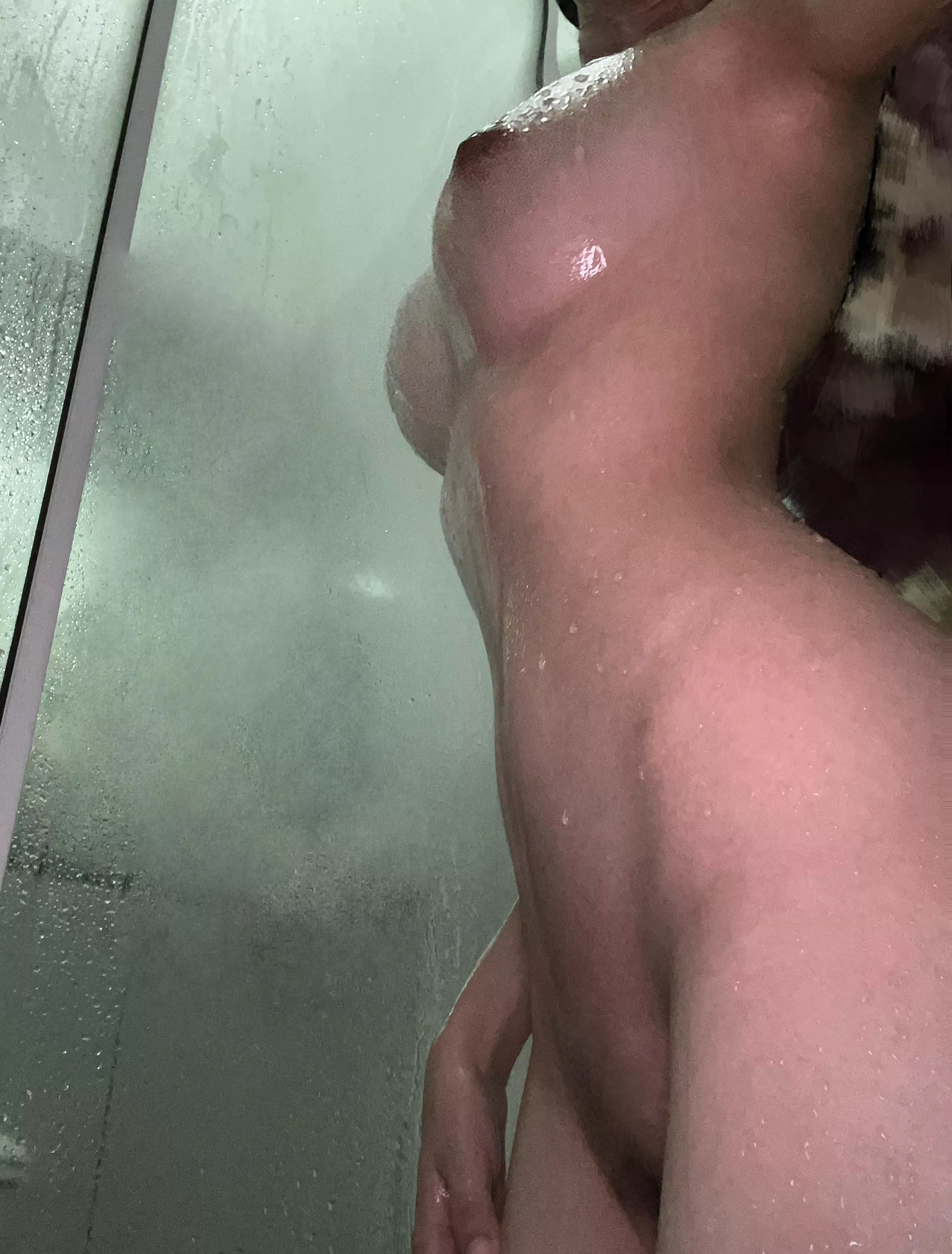 (f) guess how tall i am! 🙈 posted by naughtyslut123