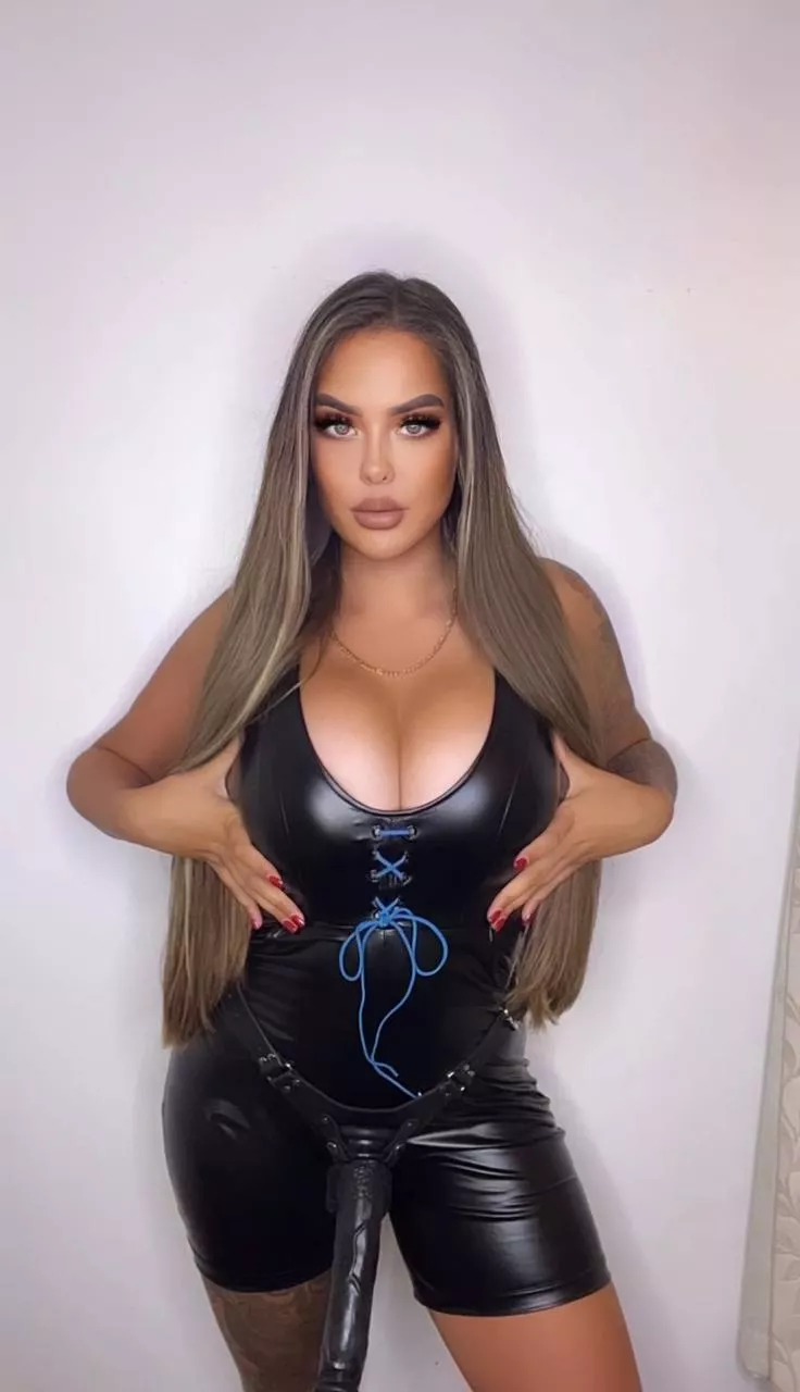 Filing extra dominant today so maybe im gonna buy new toys posted by Robyn_inked