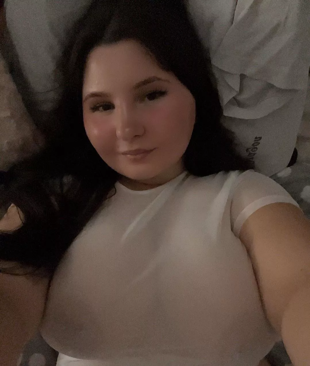 Helloww🥰 posted by Dxrleen