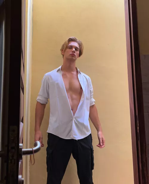 hey guys :) how is everyone doing? by Daylo117