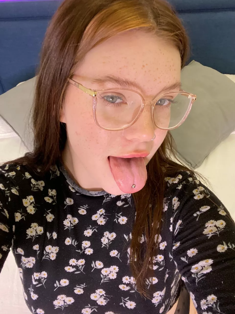 I think you would enjoy me being your girlfriend for the whole year posted by IdyllicBemisia