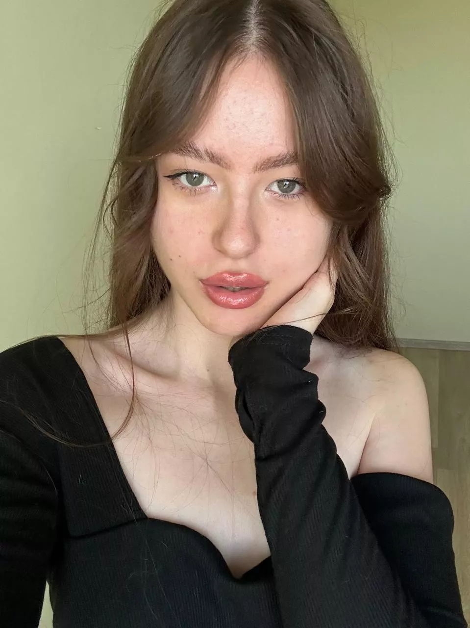 IUTR posted by Yummy_Strawberry_535