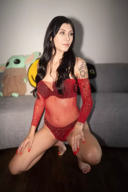 Lovin the red by fiercechick0