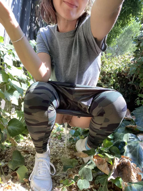 My pee should be going down your throat 😈 by SpitInMyMouth420_