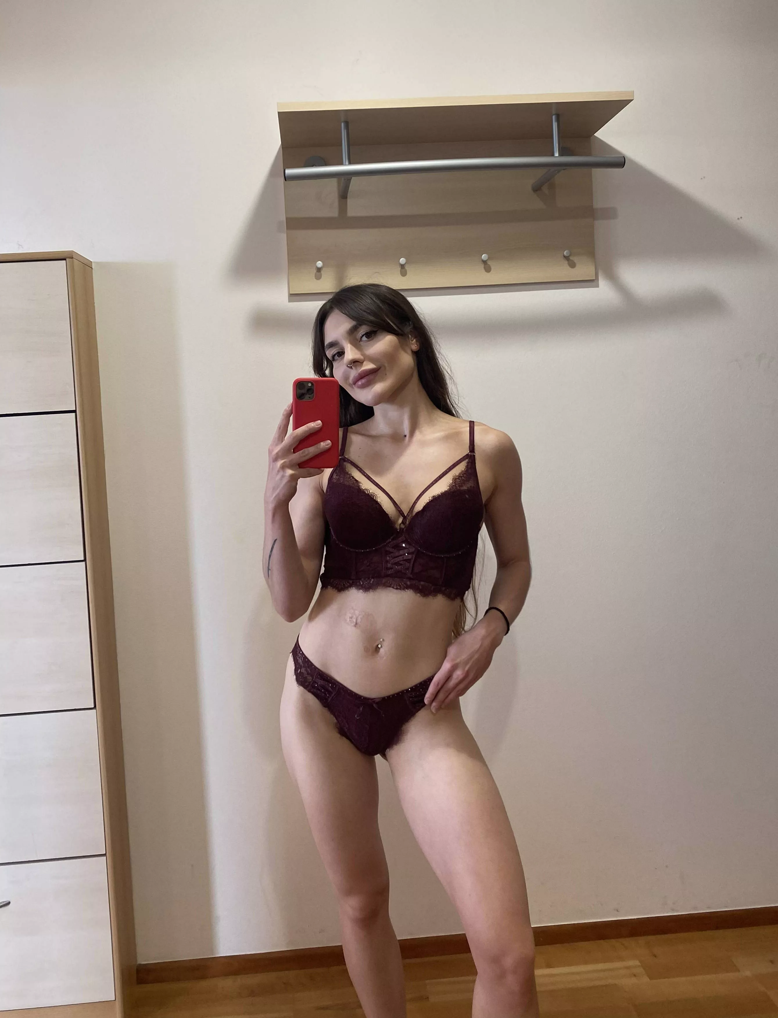 Need a partner to match my insatiable appetite. posted by matedfold655