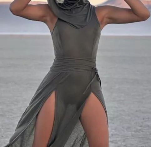 She’s back posted by OtroladoD