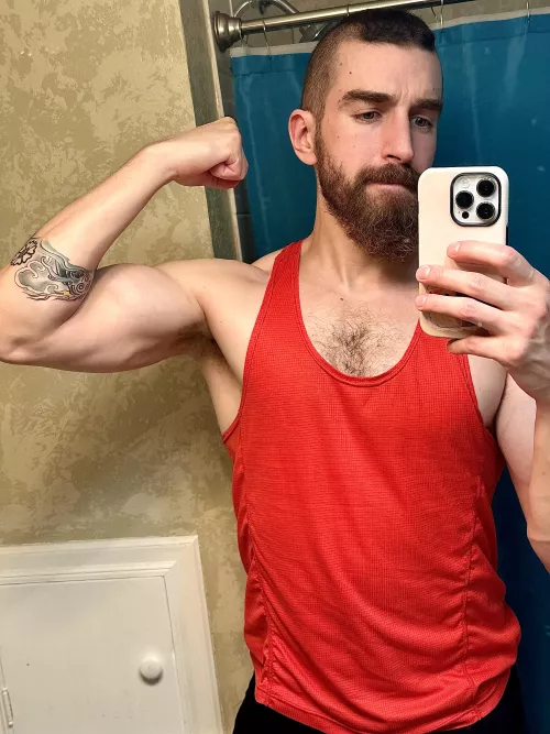 Sometimes I pretend my elemental avatar tattoo gives me powers at the gym 😅 by Chuggy_G