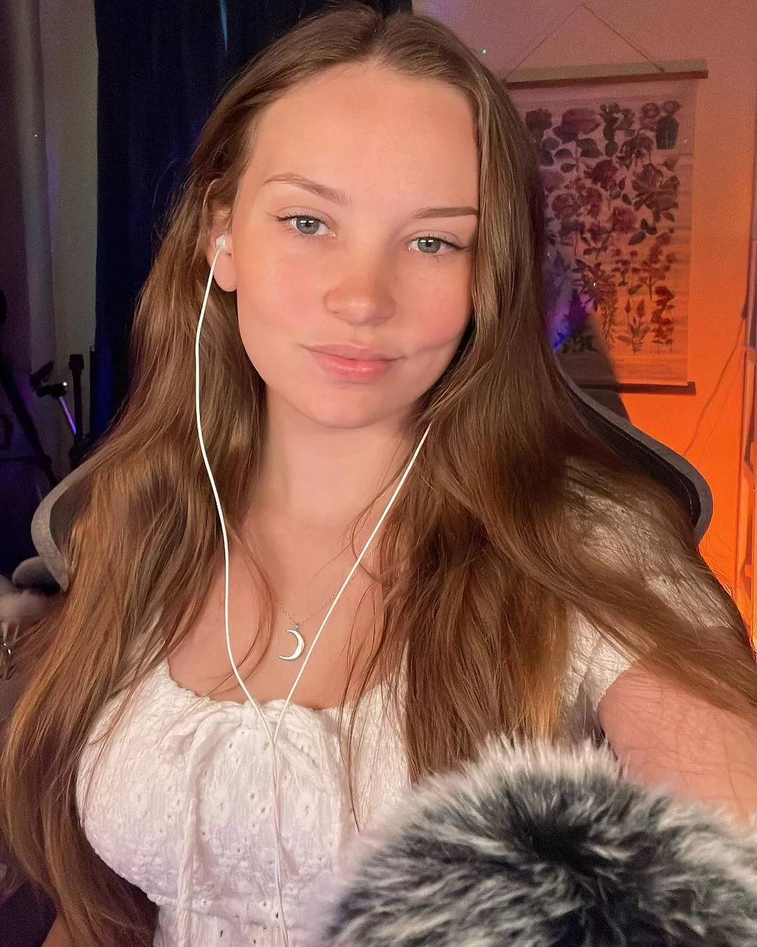 Taylor Darling posted by ifindcosplay