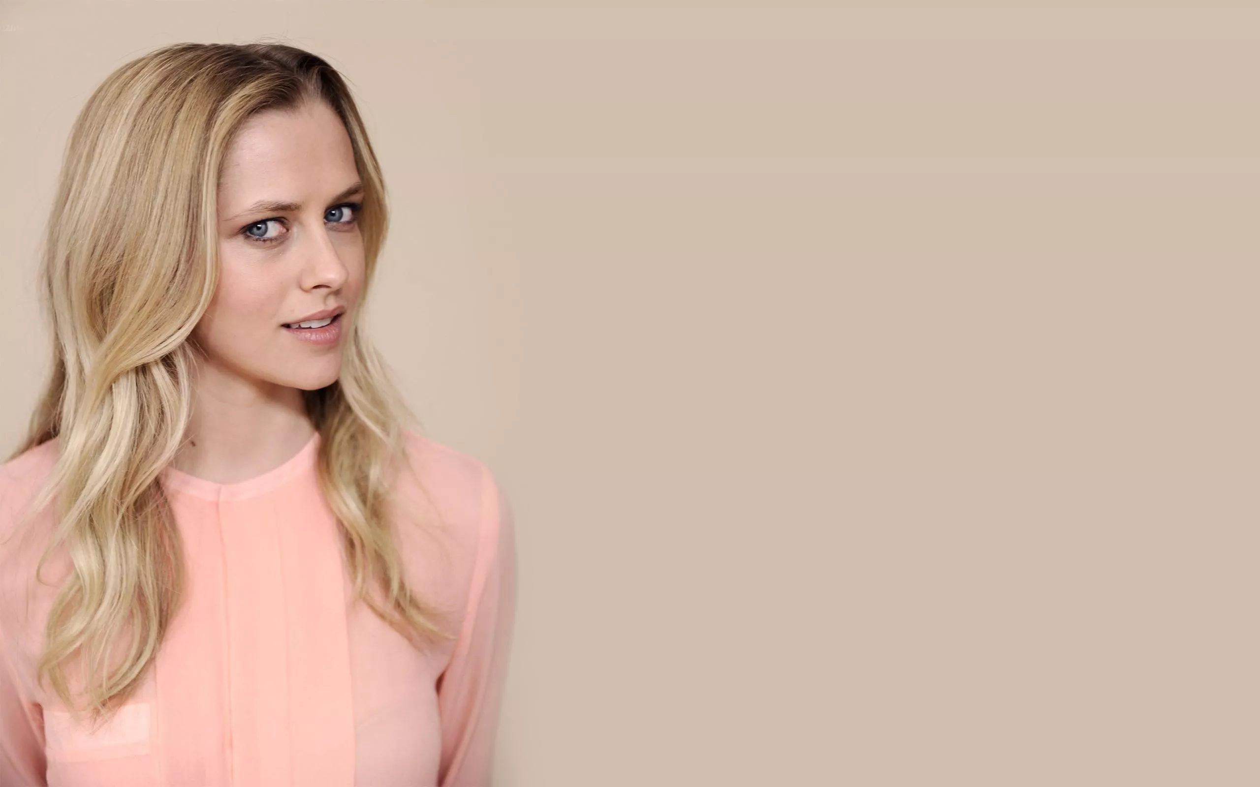 Teresa Palmer posted by Jaseyjerks