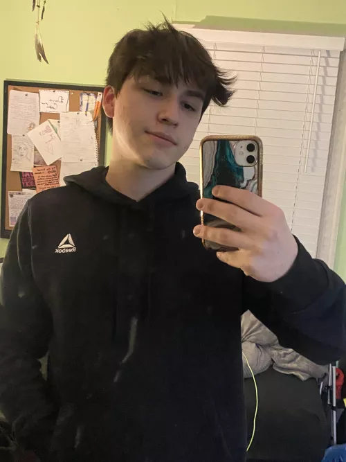 There’s nobody more excited for hoodie weather than me by Lukraniom