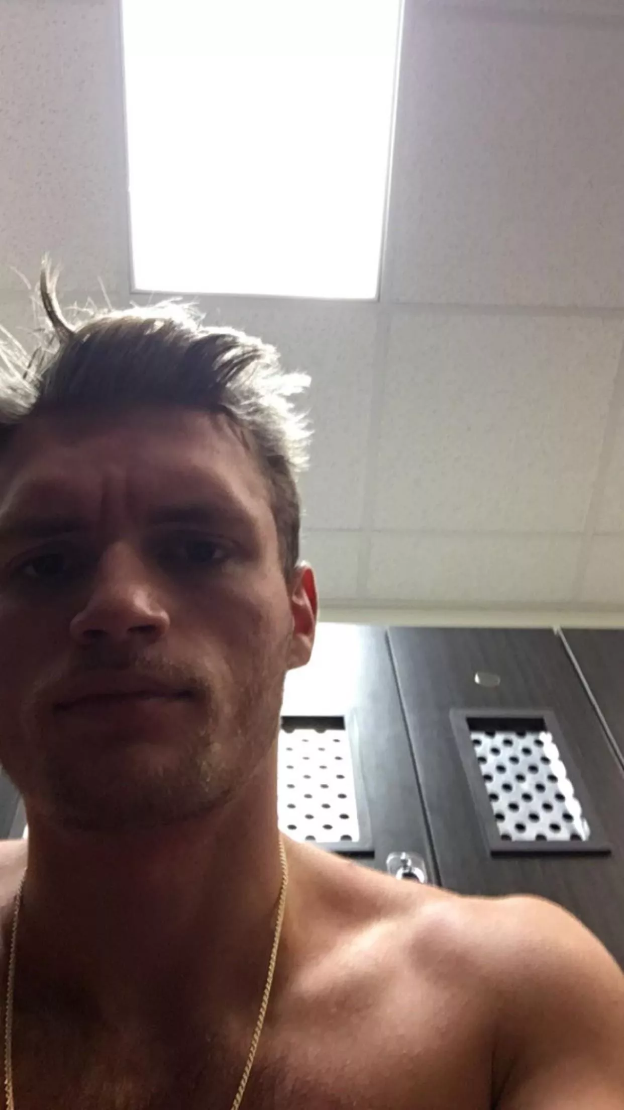 Trying to look good for you posted by PlayboiKetchup