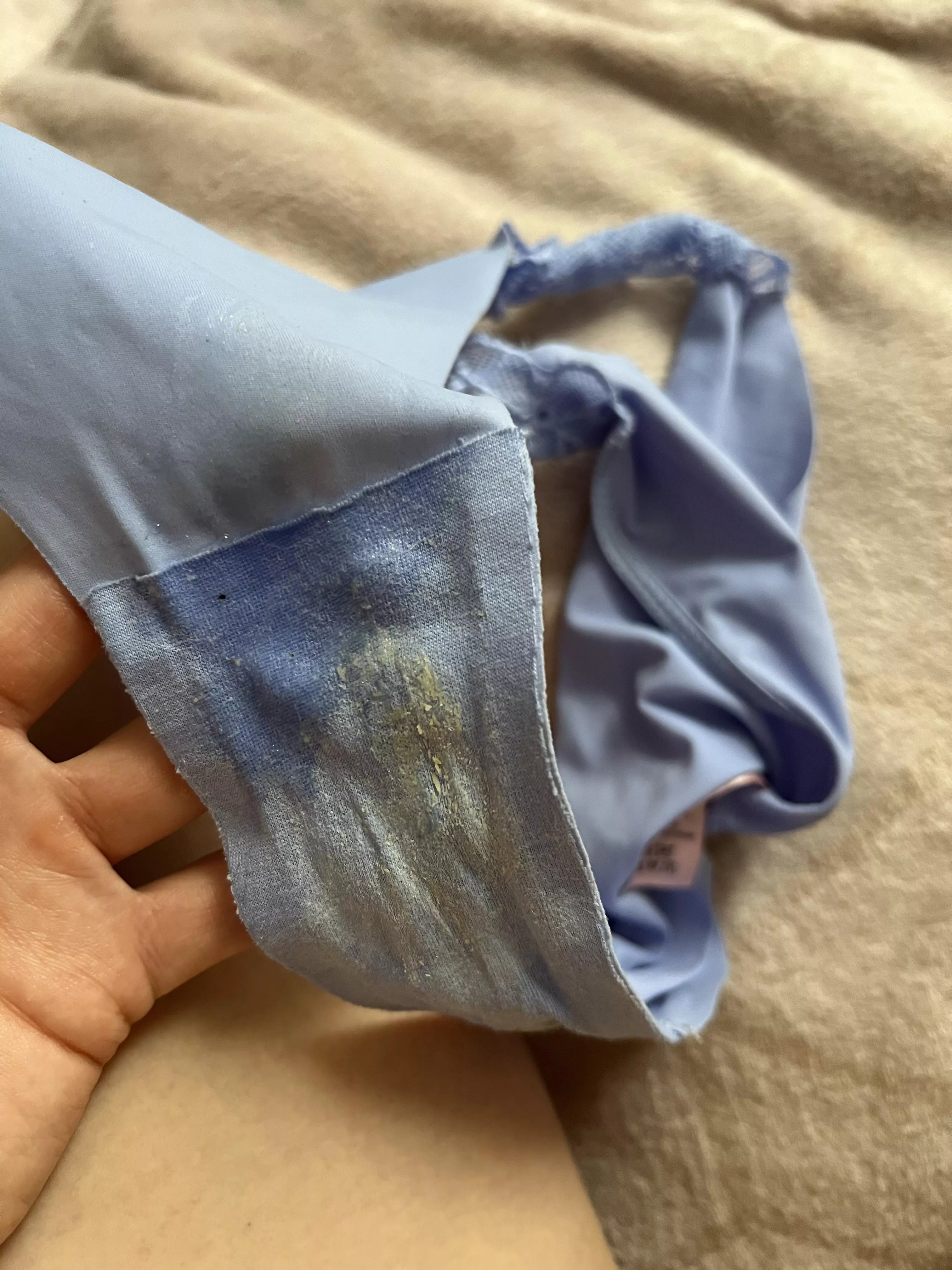 [Uk] Seller 🇬🇧 25F 💋 Dm for menu or to see my panty drawer posted by simonevin987