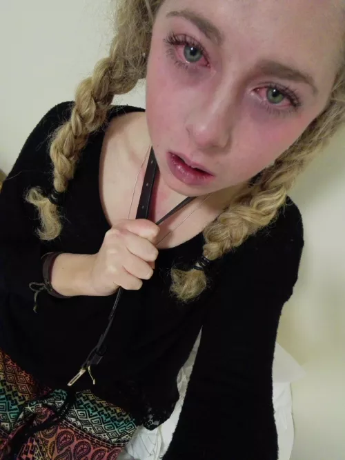 Would you choke me with your hands or belt? by MaryJane_Auryn