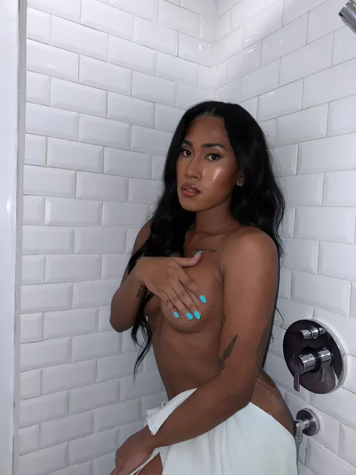 Would you let me fuck you the first time we meet? by RoutineAstronmer