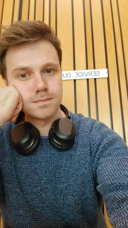 Always nerves before a flight 😐 by Lord_Metalark