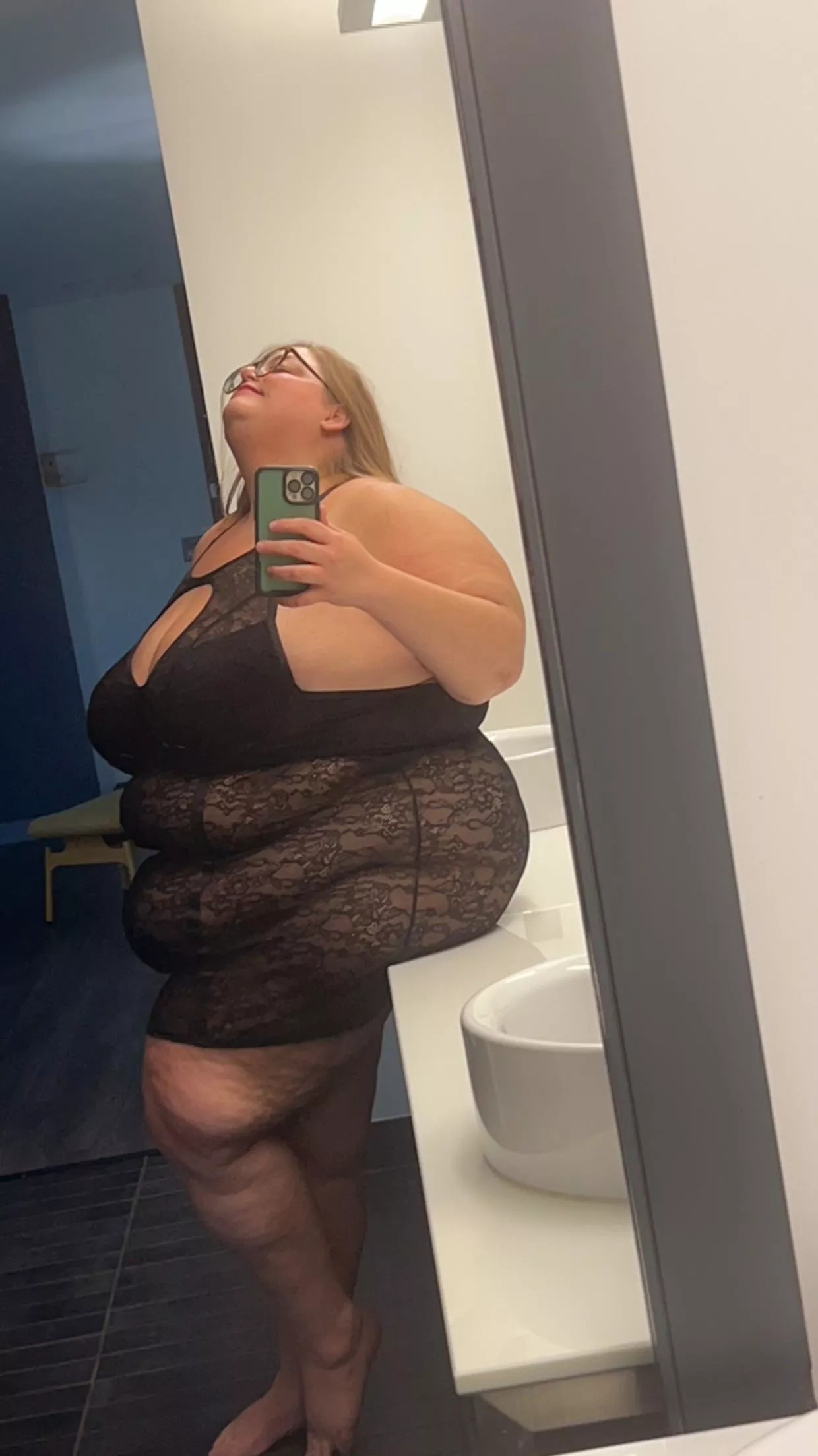 Be a good boy and submit to me. posted by NotYourVampire84