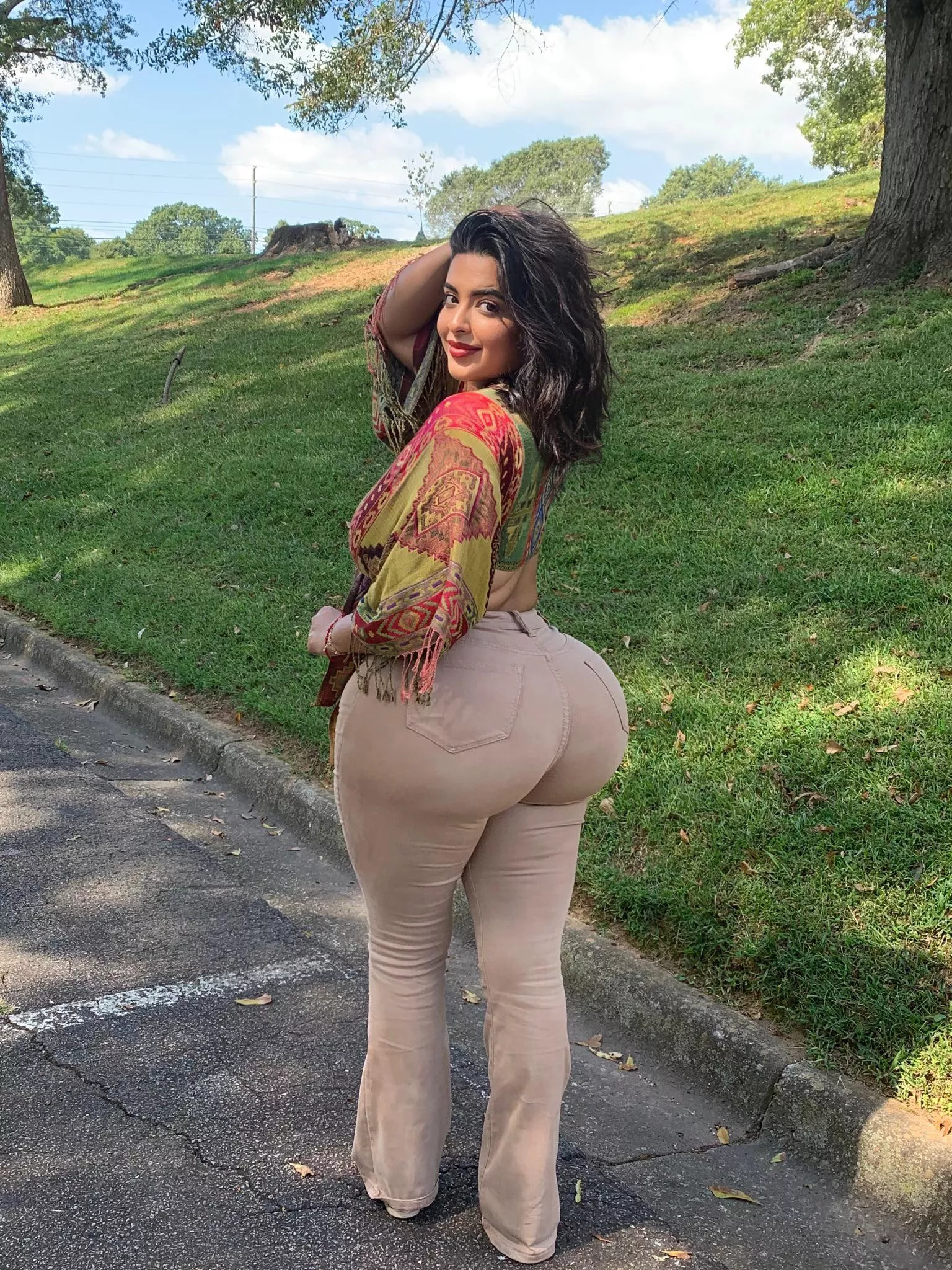 Big Cheeks posted by Best_End_9631