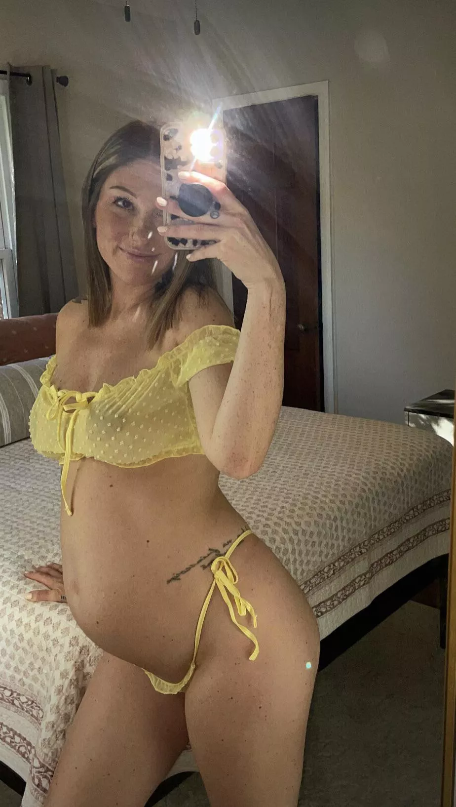 Do I still look you in my lingerie? posted by Mastervixennnn