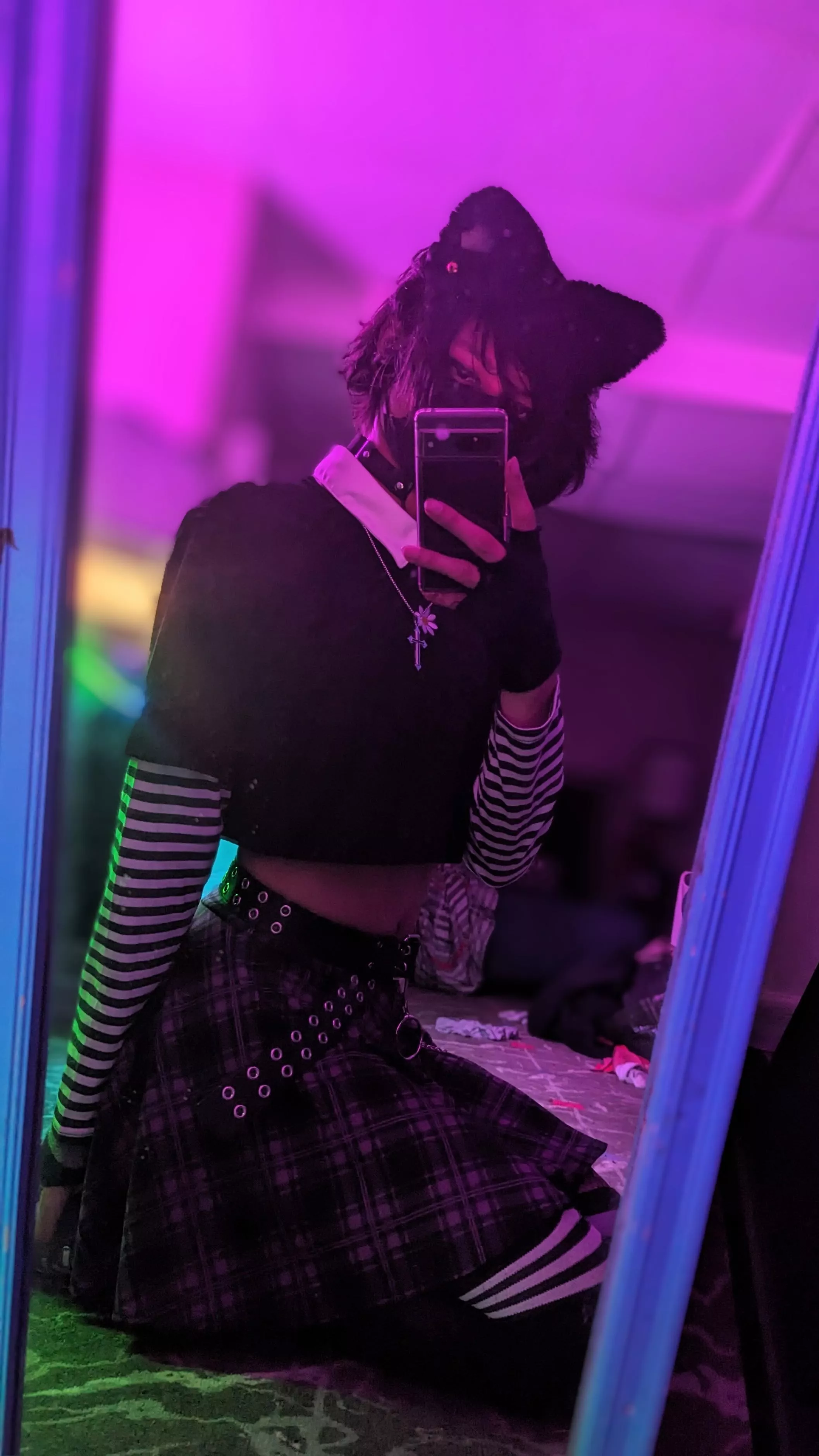 don't even tell me to clean my room I already know! posted by ZuIIie