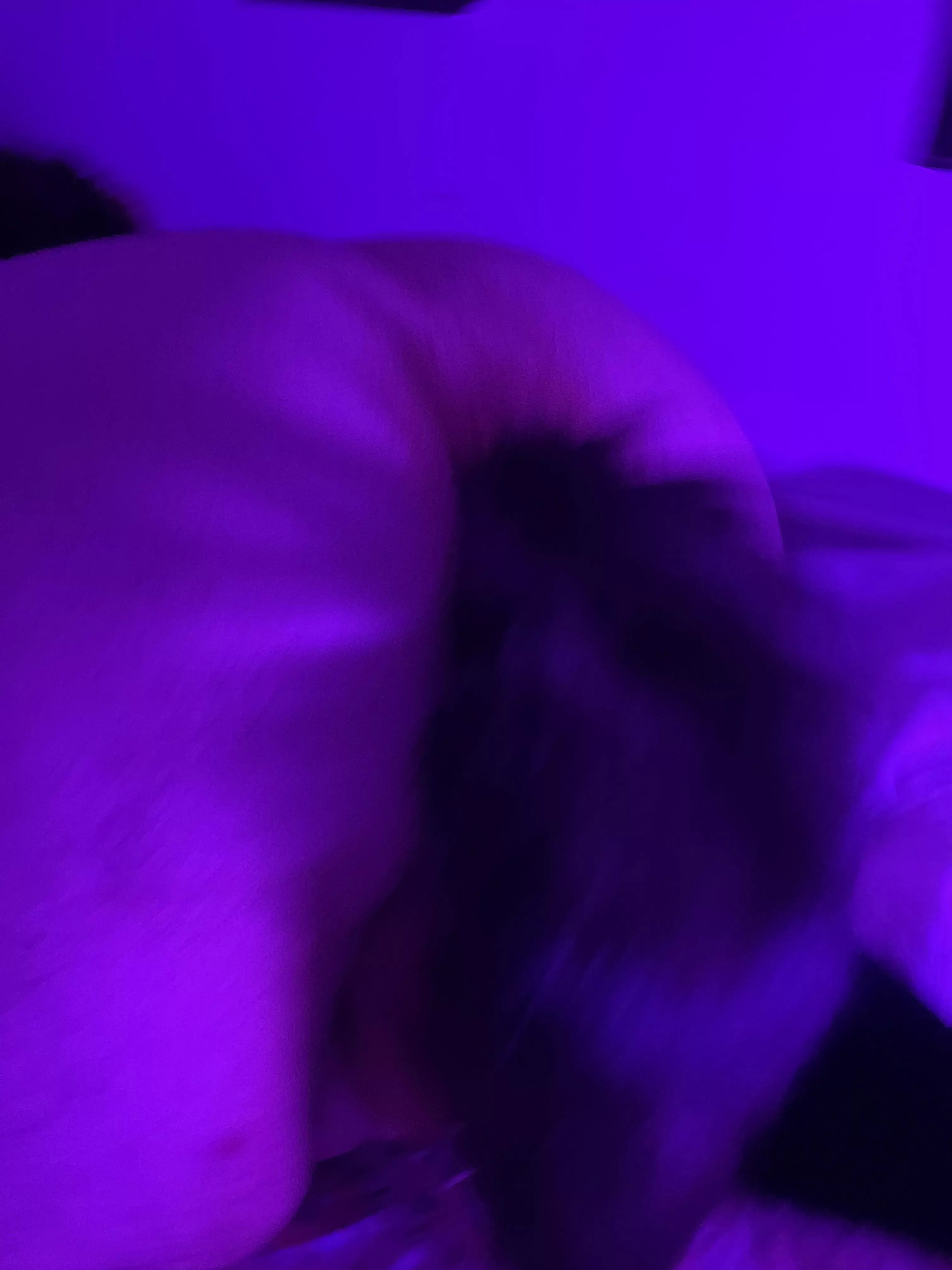 Found this old picture of my ass, figured I'd show off some ;3 posted by carefreelillie