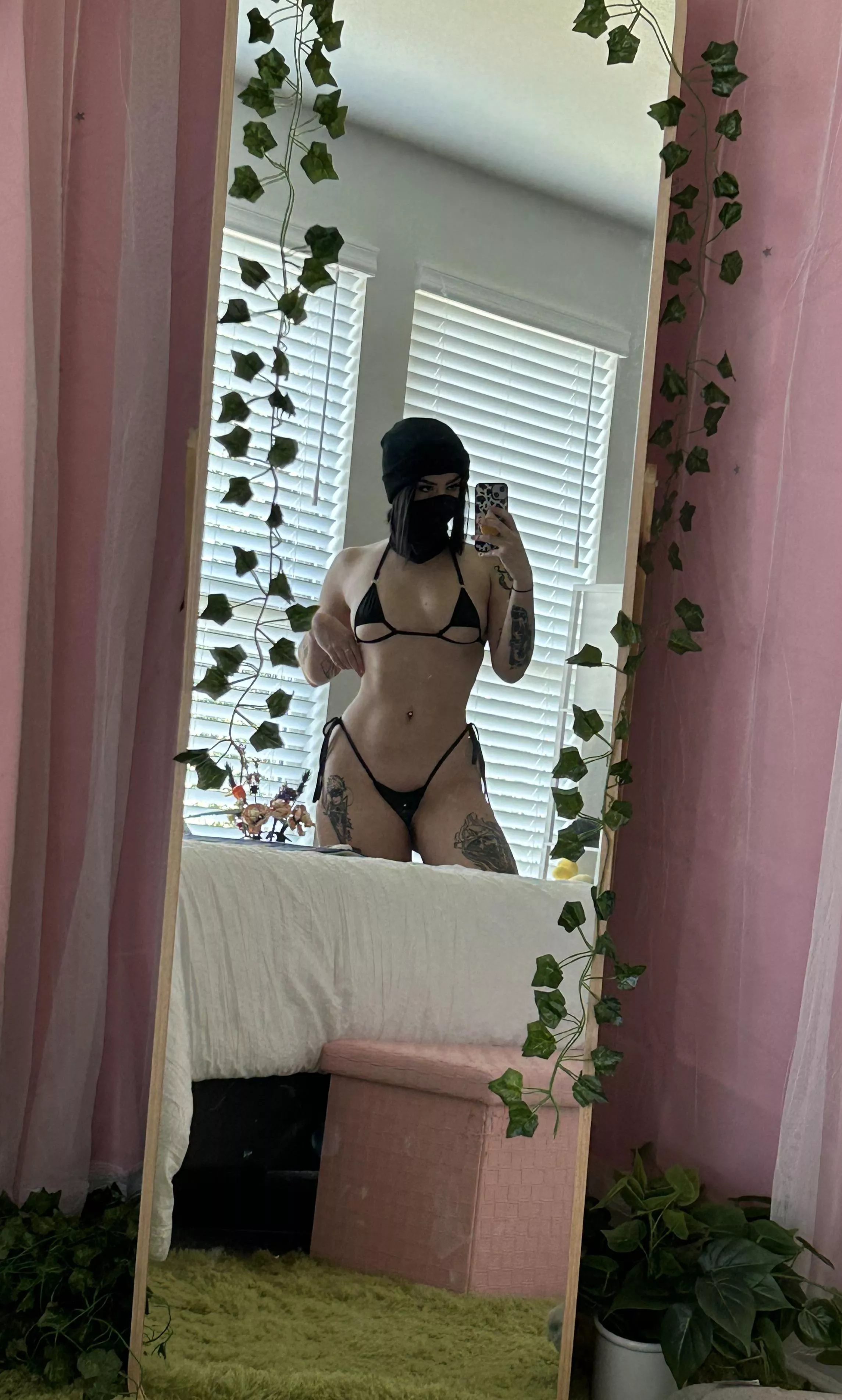 Frost Cosplay:3 posted by LittleSpoonz_