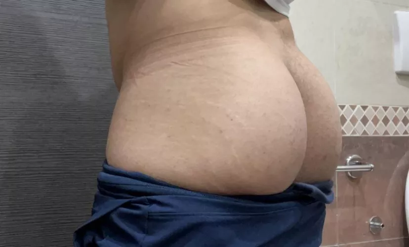 Happy Sunday guys by Horny_Dude2334