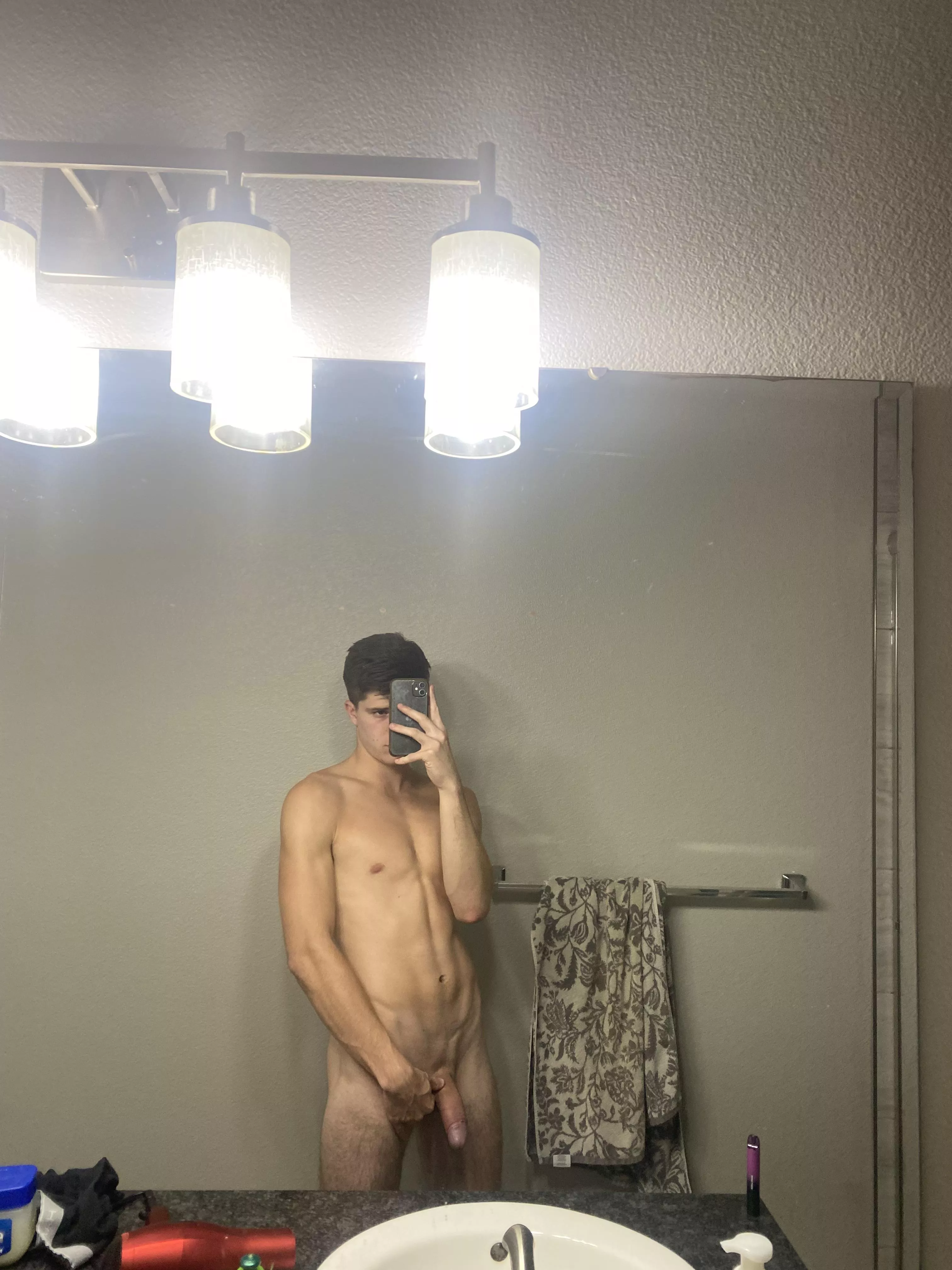 hmm, ladies what do u think?! posted by yktvbr0