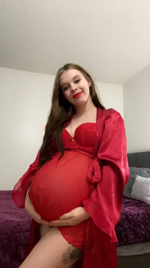 My belly is getting so big, I’m going to bust soon…35 weeks pregnant 😘 by Babygirl_Heaven