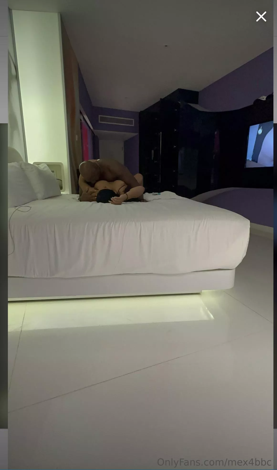 Ready for the next video just wait until you see how thick this guy was. posted by 1chillmex