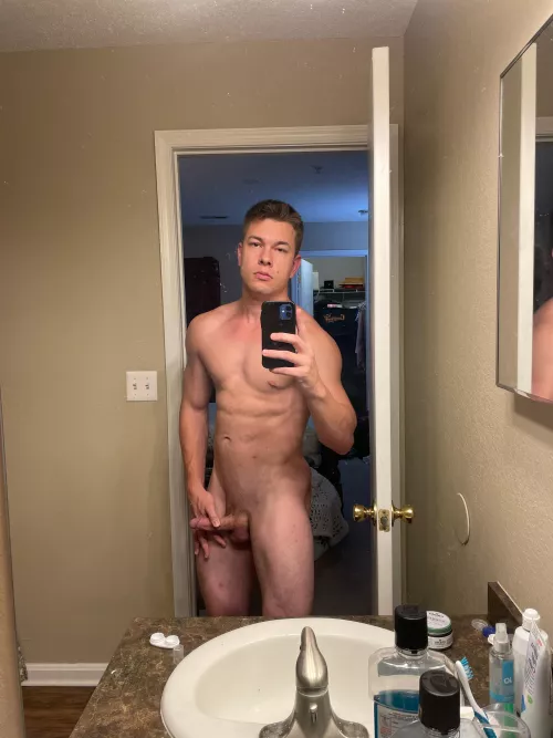 Ready to fuck by StrippingViolinist