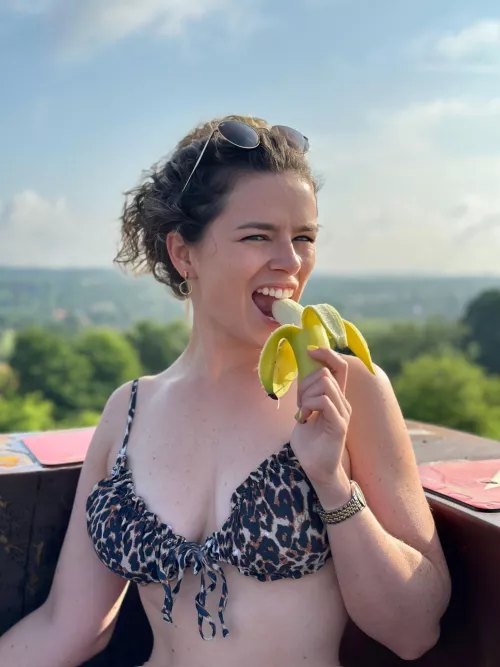 So hot today by linaliciouss