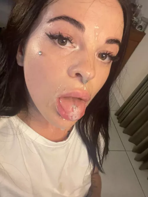 This bun is hot and ready for you! by WarmlyAppoint980