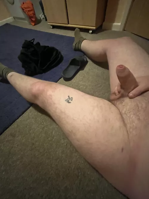 Waiting for my boyfriend to get home by Complete_Gas5679