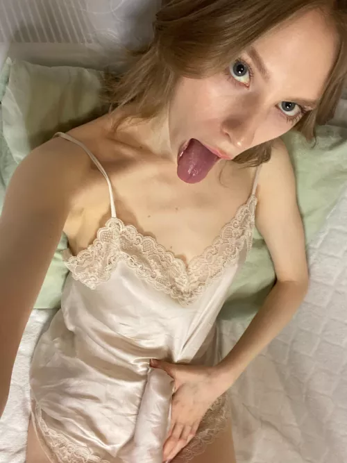 Wanna touch it and cum in my mouth? by Lovely_Assistant