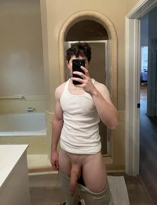 Another bathroom selfie by hugeboyfriend