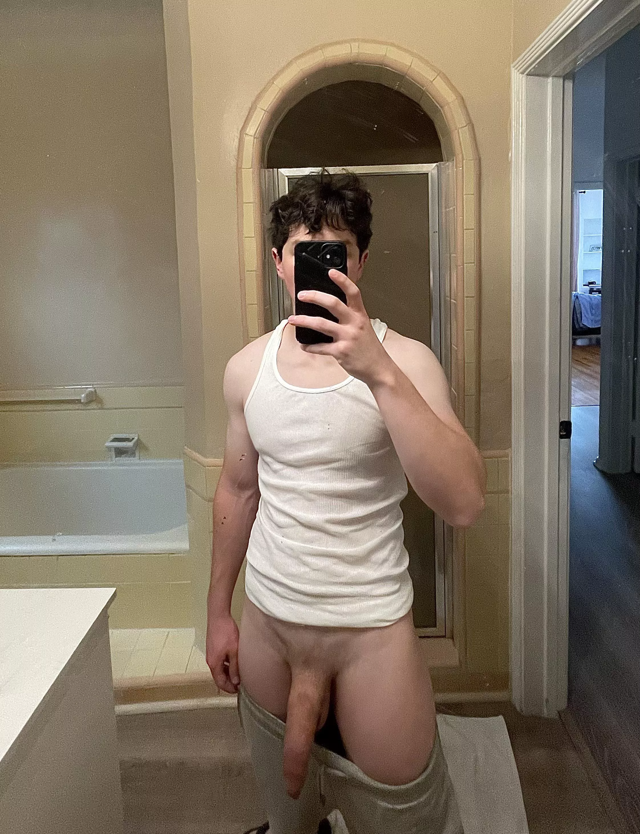 Another bathroom selfie posted by hugeboyfriend