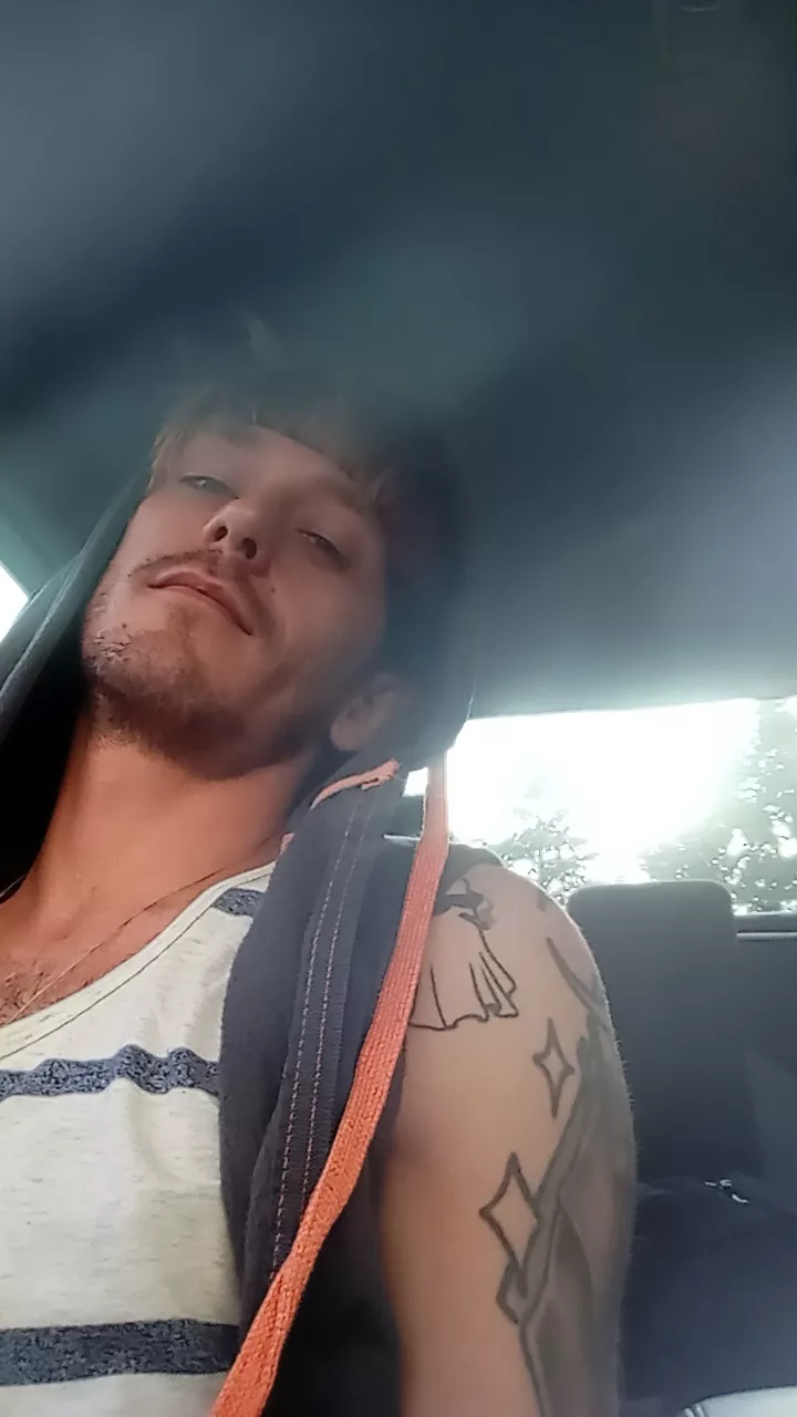 Any Dark and Darker gaymers? posted by Nulwenu