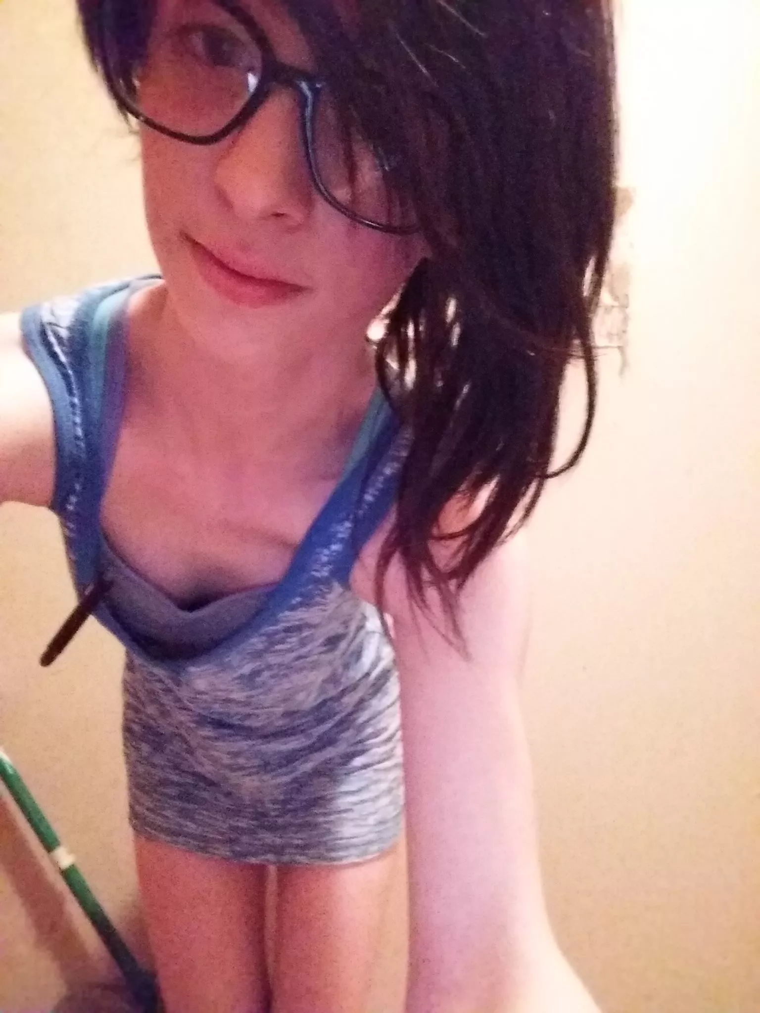 asymmetrical hair <3 posted by pixiessmoxie