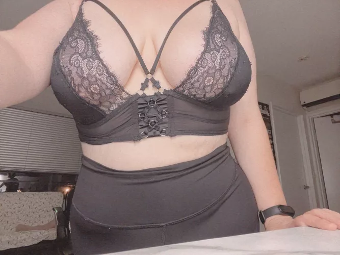 Come over, push me down and play with me 🫢 by Sweet-Comment-xxx