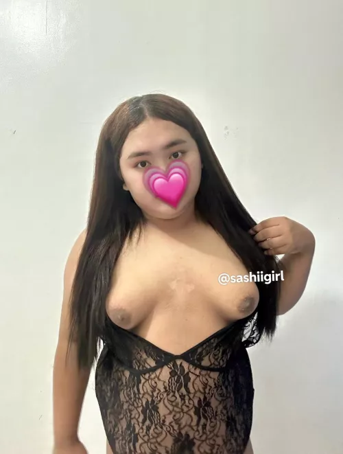 felt super chubby on this pic 🥵🥹 by sashiigirl