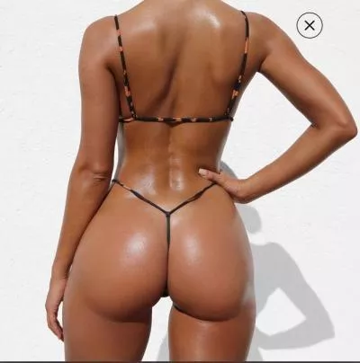 Glowing in microbikini posted by flhx107