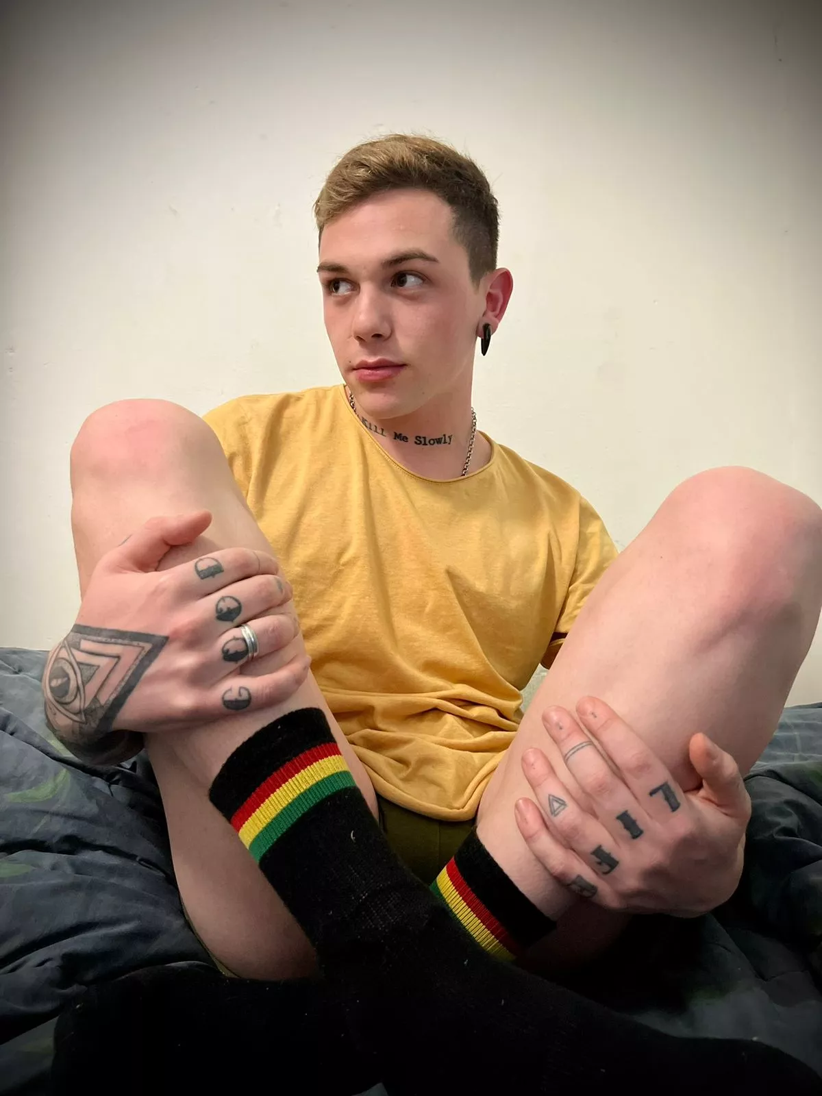 I'm feeling real sexy today. posted by IamGiovanni95