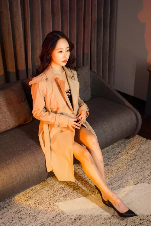 Legs that will leave you speechless. by Amelie_QA